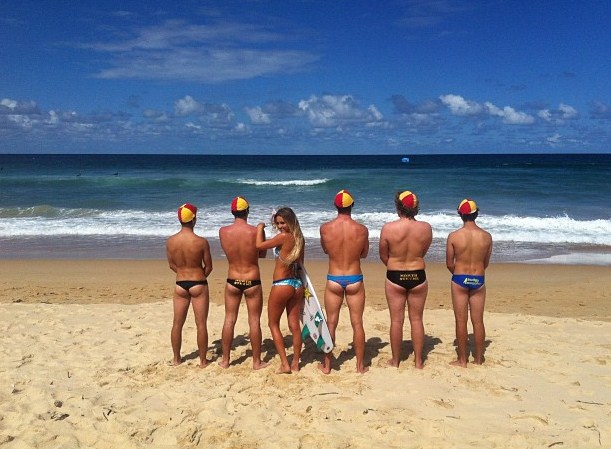 [Video] : Alana Blanchard en free surf à Hawaii